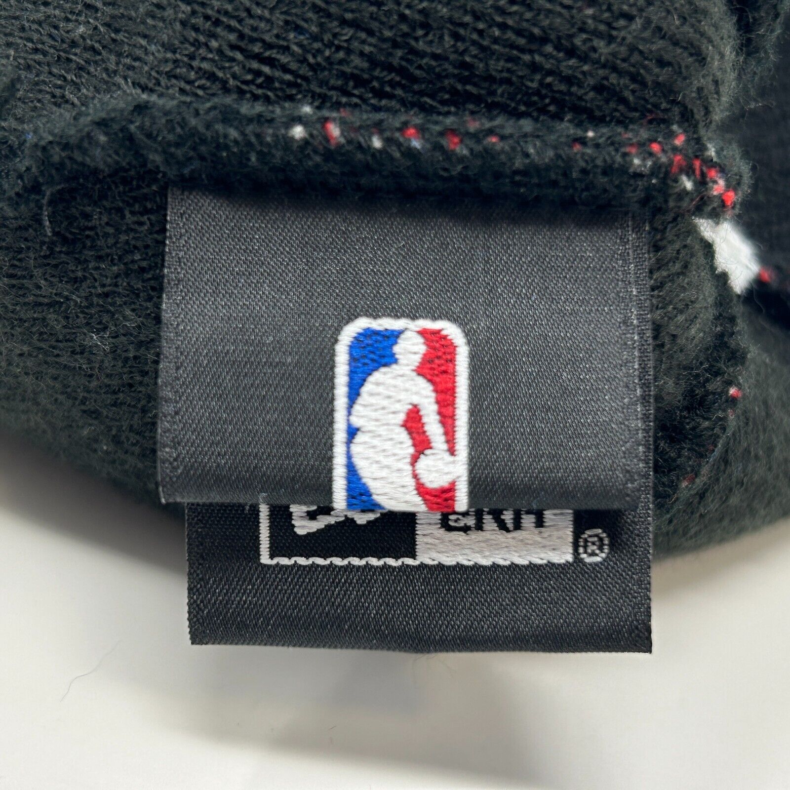 Toronto Raptors Cuffed Pom Pom Beanie Toque Hat NBA Basketball New Era Black Red - Image 10